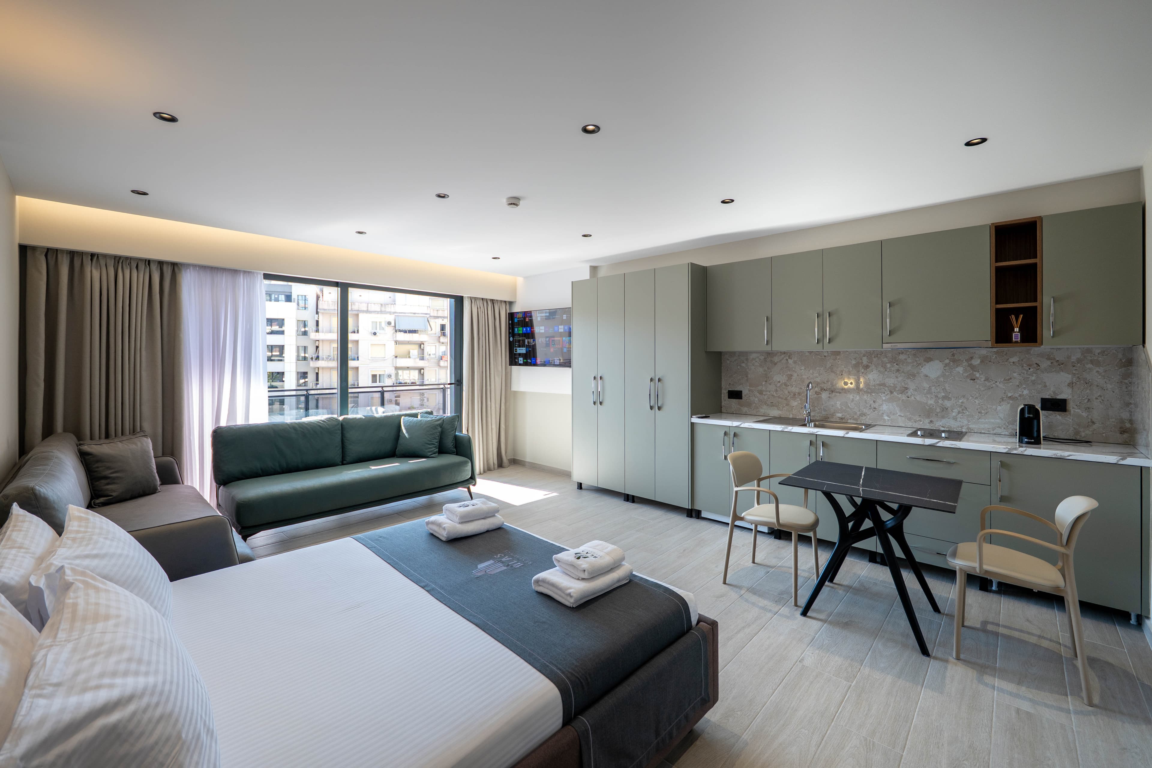 Family Room 1